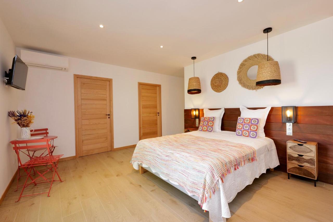 Domaine Pozzo Di Mastri Hotel & Spa Figari  Dış mekan fotoğraf