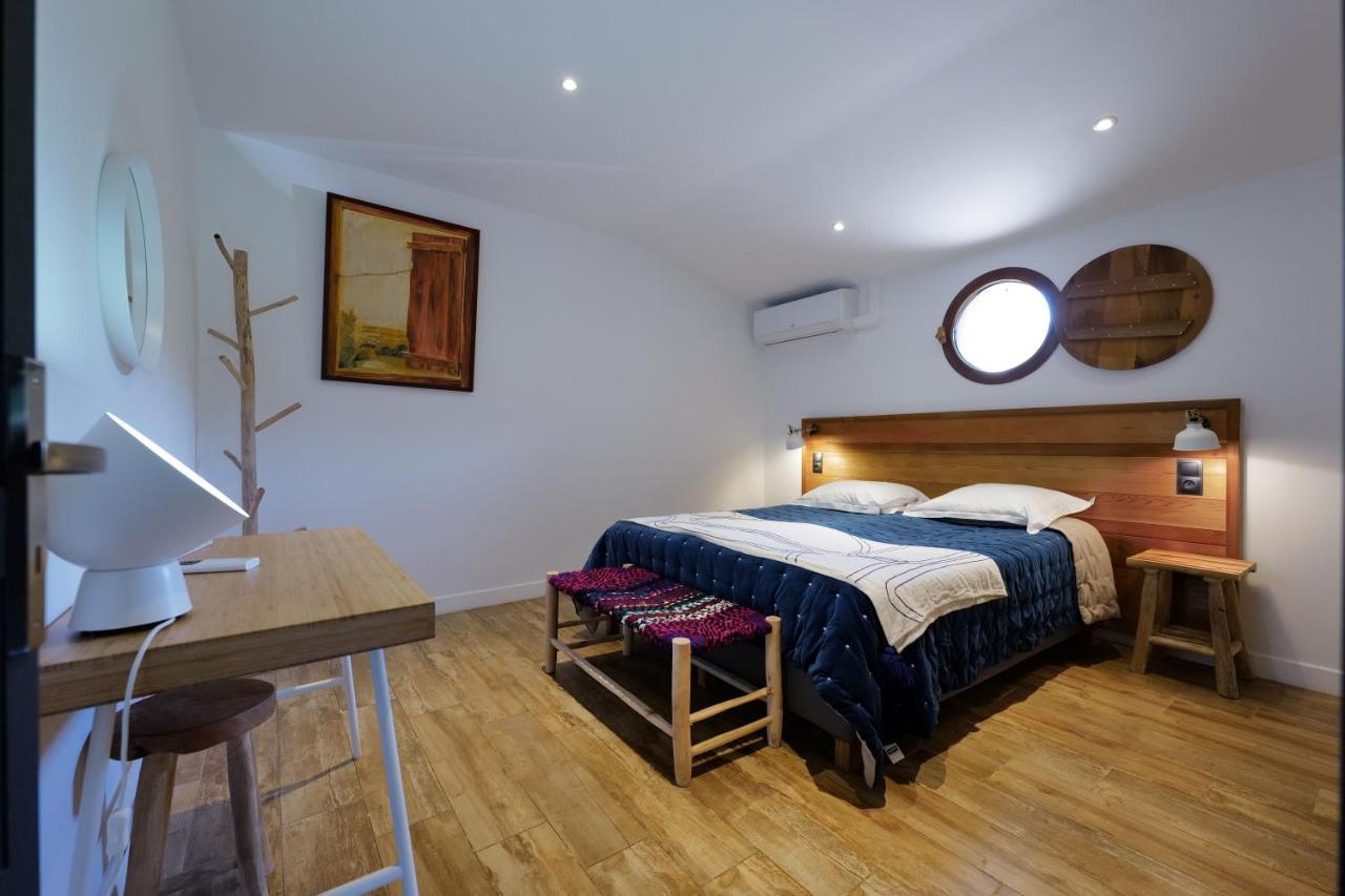 Domaine Pozzo Di Mastri Hotel & Spa Figari  Dış mekan fotoğraf