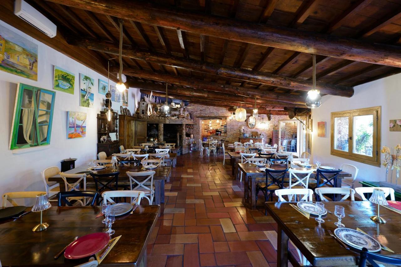 Domaine Pozzo Di Mastri Hotel & Spa Figari  Dış mekan fotoğraf