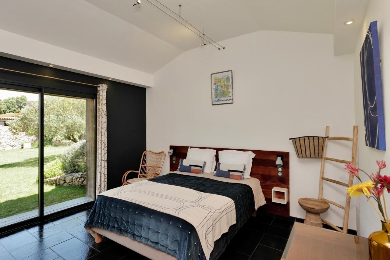 Domaine Pozzo Di Mastri Hotel & Spa Figari  Dış mekan fotoğraf